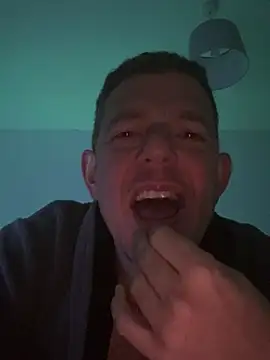 Snapshot of mrwright878787 chatting on March 10, 10:45 pm mrwright878787 online show from March 10, 10:45 pm