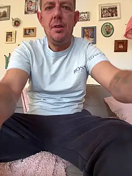 Snapshot of mrwright878787 chatting on September 12, 7:30 am mrwright878787 online show from September 12, 7:30 am