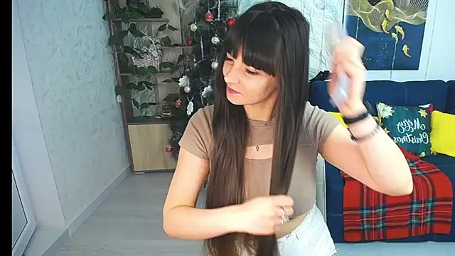 Snapshot of GoldenLadyyy chatting on January 11, 7:39 am GoldenLadyyy online show from January 11, 7:39 am