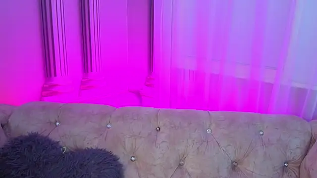 Carohorny4u online show from May 25, 9:21 pm