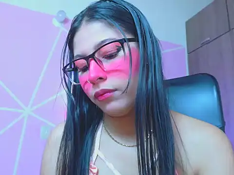  ALLYSON18  online show from April 17, 12:08 pm