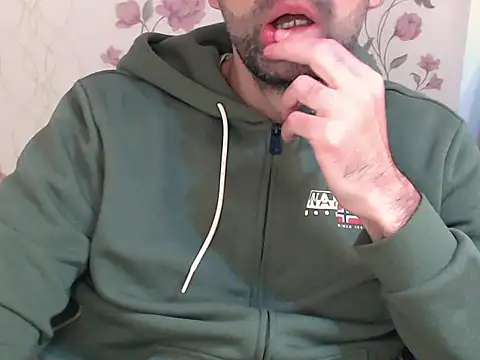 Leo 1617 online show from February 12, 8:31 am