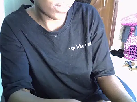 Caryyyl online show from April 15, 8:10 am