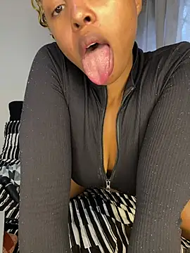 NickyBabes online show from March 5, 7:48 am