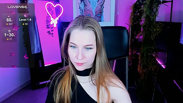 Snapshot of CuteMousee chatting on February 22, 9:15 pm CuteMousee online show from February 22, 9:15 pm