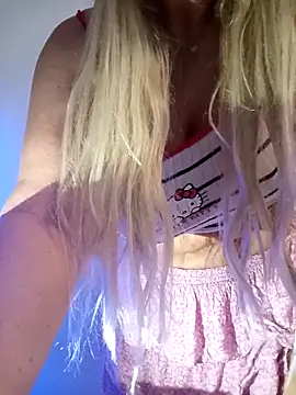 Snapshot of niunia19 chatting on October 28, 8:07 am niunia19 online show from October 28, 8:07 am