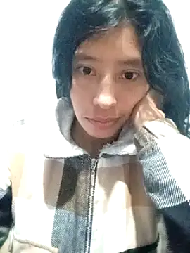 Snapshot of karolinee_66_ chatting on December 18, 7:30 pm karolinee 66 online show from December 18, 7:30 pm