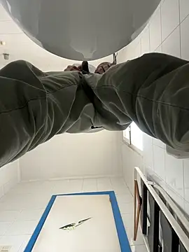 Snapshot of blackthing20 chatting on March 20, 3:25 pm blackthing20 online show from March 20, 3:25 pm