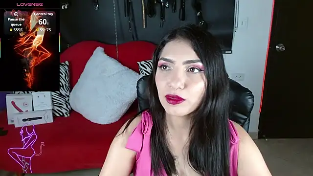 Carolaine69  online show from November 15, 2:02 pm