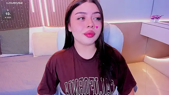 Sexy paradise18  online show from March 28, 3:50 am