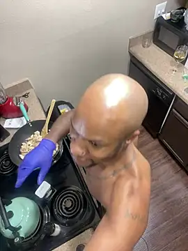 Snapshot of SexxyreddMale chatting on December 22, 7:21 pm SexxyreddMale online show from December 22, 7:21 pm