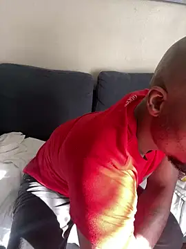 Snapshot of SexxyreddMale chatting on December 31, 9:17 pm SexxyreddMale online show from December 31, 9:17 pm