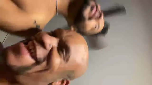 Snapshot of SexxyreddMale chatting on January 28, 9:30 am SexxyreddMale online show from January 28, 9:30 am