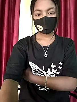 Snapshot of Myra-sen chatting on February 14, 3:33 am Myra-sen online show from February 14, 3:33 am