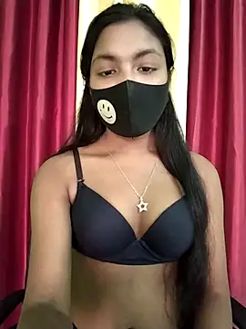 Snapshot of Myra-sen chatting on February 23, 10:17 am Myra-sen online show from February 23, 10:17 am