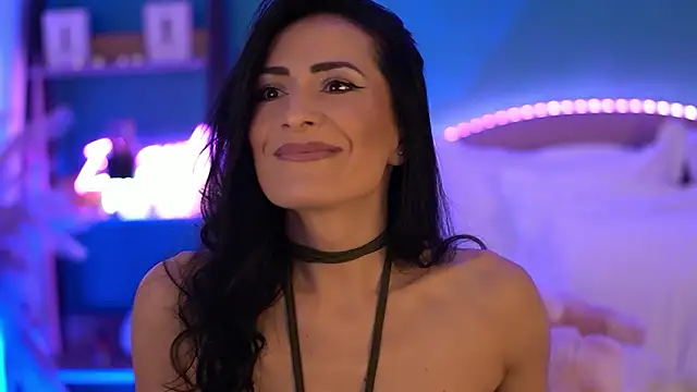 RaisaVawn online show from March 7, 7:16 am