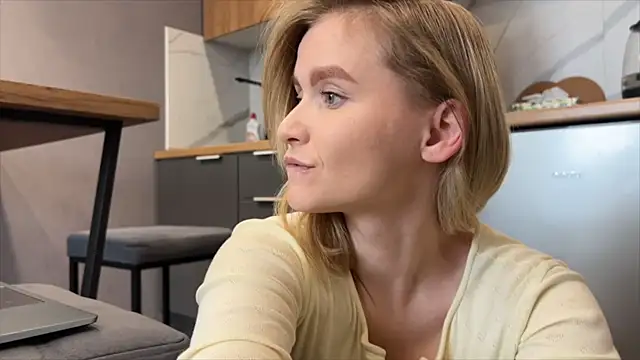 Adelovenick online show from April 19, 9:19 am