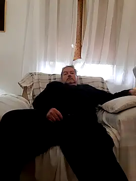 bluangelo online show from March 7, 10:45 am