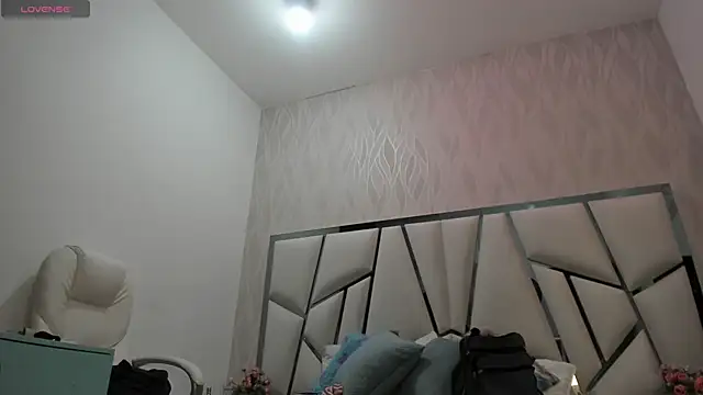 Victoriaa millers online show from February 15, 7:10 pm