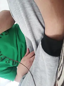 Snapshot of beautiful_hands_ chatting on April 30, 8:57 pm beautiful hands online show from April 30, 8:57 pm