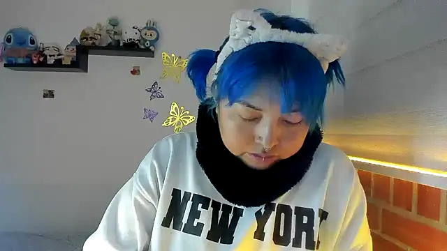 Shaddycute  online show from November 10, 9:52 am