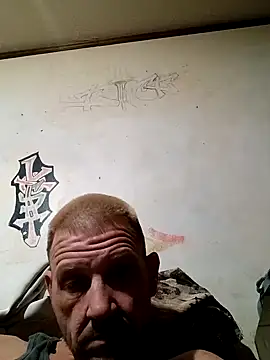 Snapshot of gettinit2wice chatting on December 14, 11:45 pm gettinit2wice online show from December 14, 11:45 pm