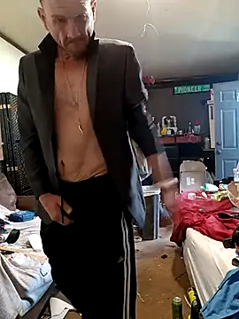 Snapshot of gettinit2wice chatting on February 27, 5:15 pm gettinit2wice online show from February 27, 5:15 pm