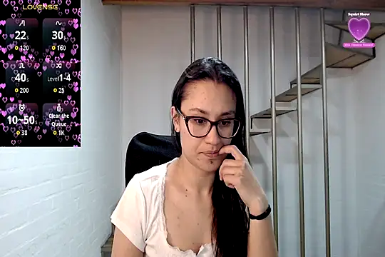 Snapshot of Jessie_Desire chatting on December 20, 12:40 am Jessie Desire online show from December 20, 12:40 am