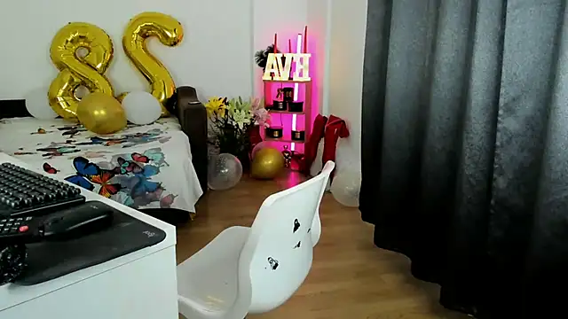 EvelynLexy online show from June 29, 7:03 am