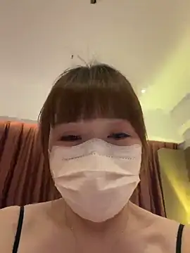 Lucky-Anna001 online show from May 13, 1:30 pm