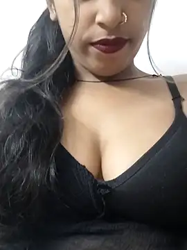 Snapshot of Rashmi_Singhal chatting on February 19, 12:55 pm Rashmi Singhal online show from February 19, 12:55 pm