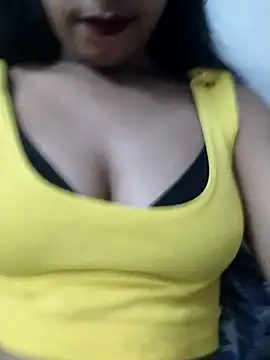 Snapshot of Rashmi_Singhal chatting on February 23, 12:48 pm Rashmi Singhal online show from February 23, 12:48 pm