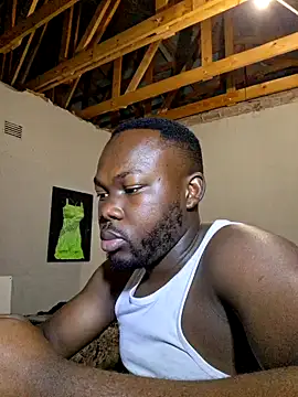 Snapshot of LaughRiotX chatting on September 28, 5:07 pm LaughRiotX online show from September 28, 5:07 pm