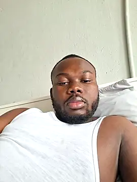 Snapshot of LaughRiotX chatting on October 27, 12:53 pm LaughRiotX online show from October 27, 12:53 pm