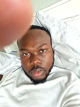 Snapshot of LaughRiotX chatting on November 8, 1:22 pm LaughRiotX online show from November 8, 1:22 pm