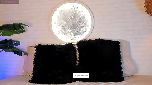 Elise Diamond online show from February 27, 1:27 am