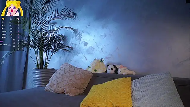 EdlinHargus online show from April 6, 4:46 am