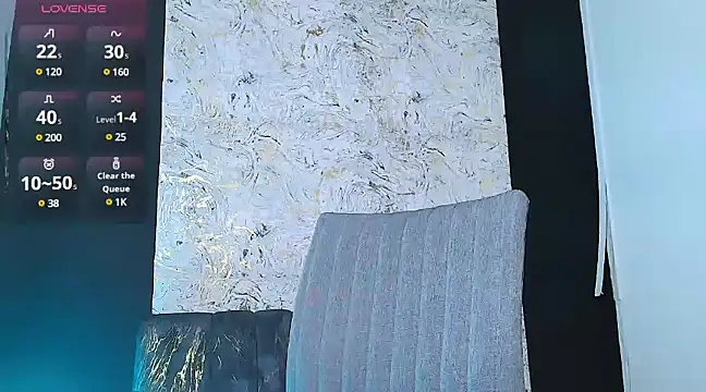 Snapshot of emilybaboo chatting on January 10, 6:06 pm emilybaboo online show from January 10, 6:06 pm