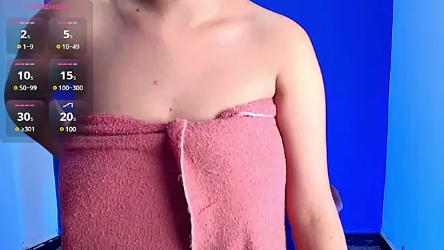 Snapshot of emilybaboo chatting on February 18, 6:47 pm emilybaboo online show from February 18, 6:47 pm