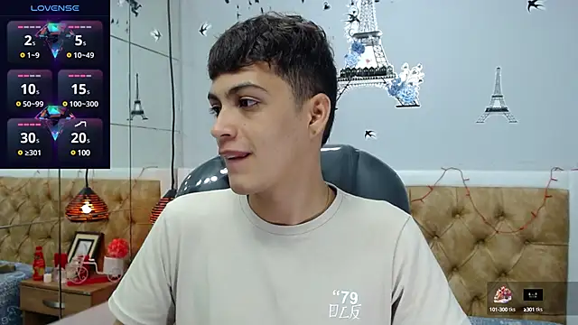 Snapshot of SkinnyBoy_ chatting on January 31, 12:18 pm SkinnyBoy online show from January 31, 12:18 pm