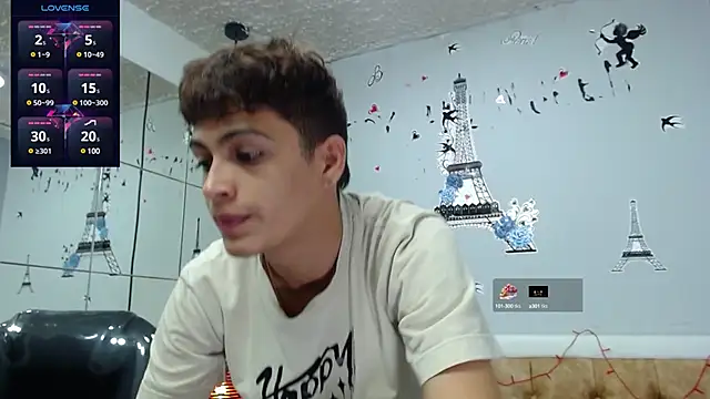 Snapshot of SkinnyBoy_ chatting on February 6, 3:31 pm SkinnyBoy online show from February 6, 3:31 pm