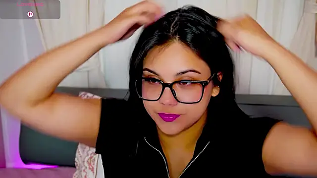 Sophia wilsonn  online show from September 11, 11:10 am