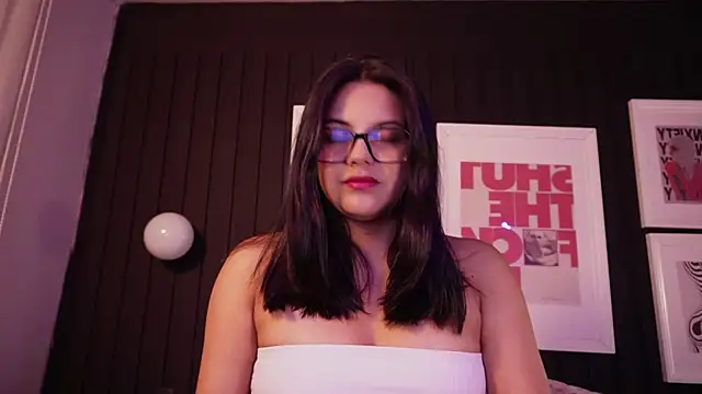 Sophia wilsonn  online show from February 23, 10:45 am