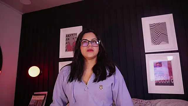 Sophia wilsonn  online show from March 28, 10:37 am