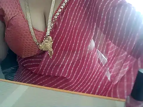 hot pavitra online show from January 14, 5:30 am