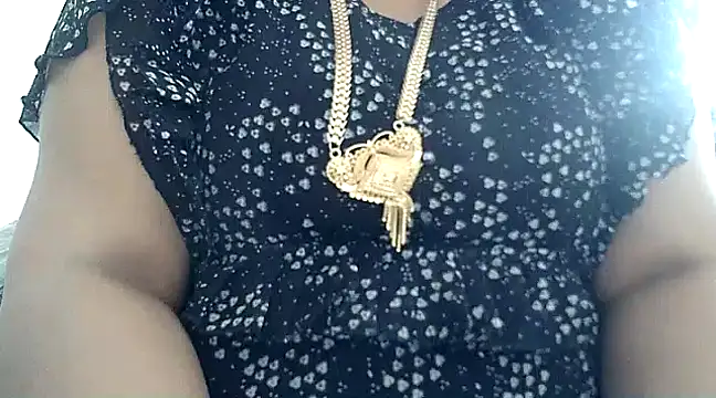 hot pavitra online show from February 7, 9:26 am