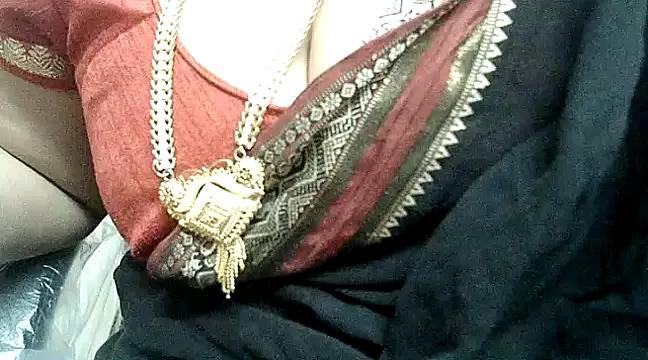 hot pavitra online show from February 22, 6:19 pm