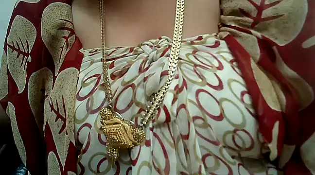 hot pavitra online show from March 7, 6:00 pm