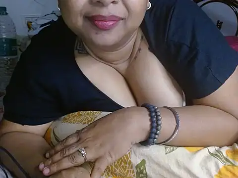 Snapshot of TASHa009 chatting on March 5, 4:24 pm TASHa009 online show from March 5, 4:24 pm