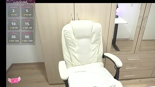 Snapshot of Billly1Love chatting on February 18, 10:58 pm Billly1Love online show from February 18, 10:58 pm